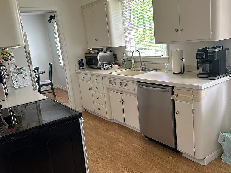 118 W 30th Ave — Photo 14