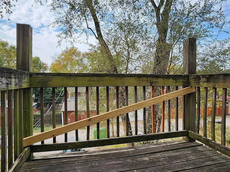 3702 Bates St #2F — Photo 6