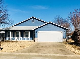 608 W 19th St S, Claremore, OK 74019