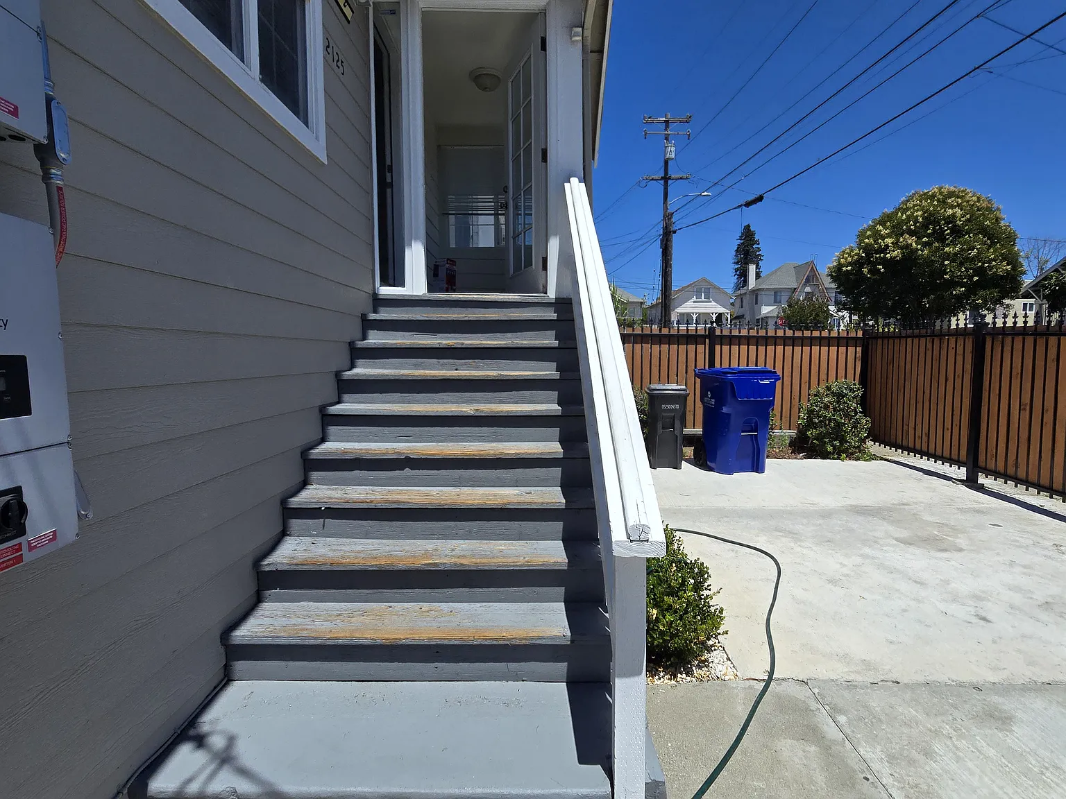3 bed, 1187 sqft, $3,532 — Photo 4