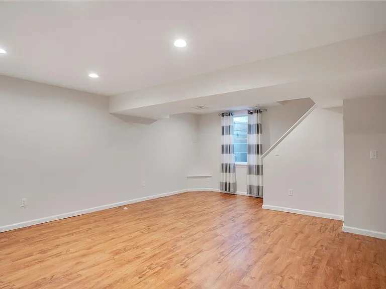 18 Rippowam Rd #2B — Photo 19