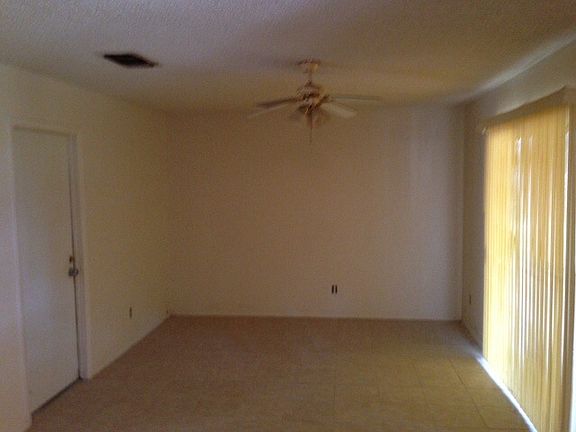 4th image of 1836 Ash Ave