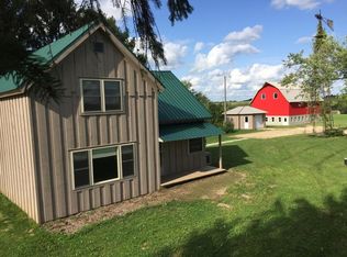 E7232 Getter Rd, Viroqua, WI 54665