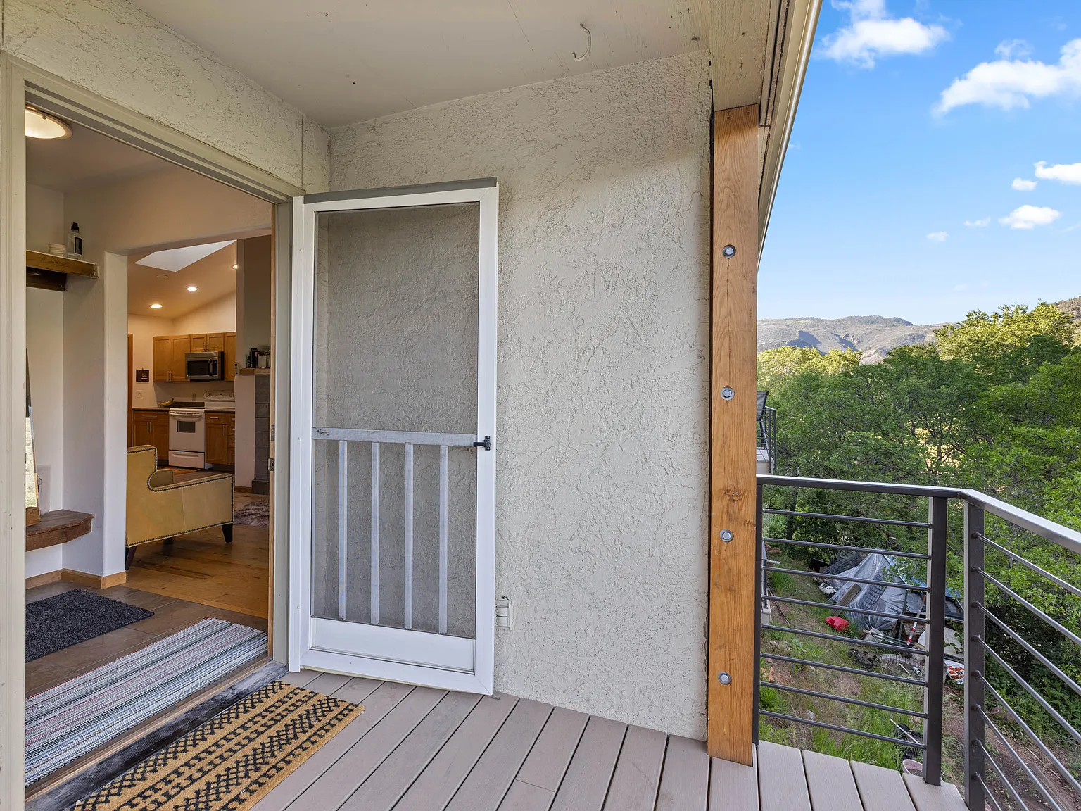2 bed, 900 sqft, $2,850 — Photo 4