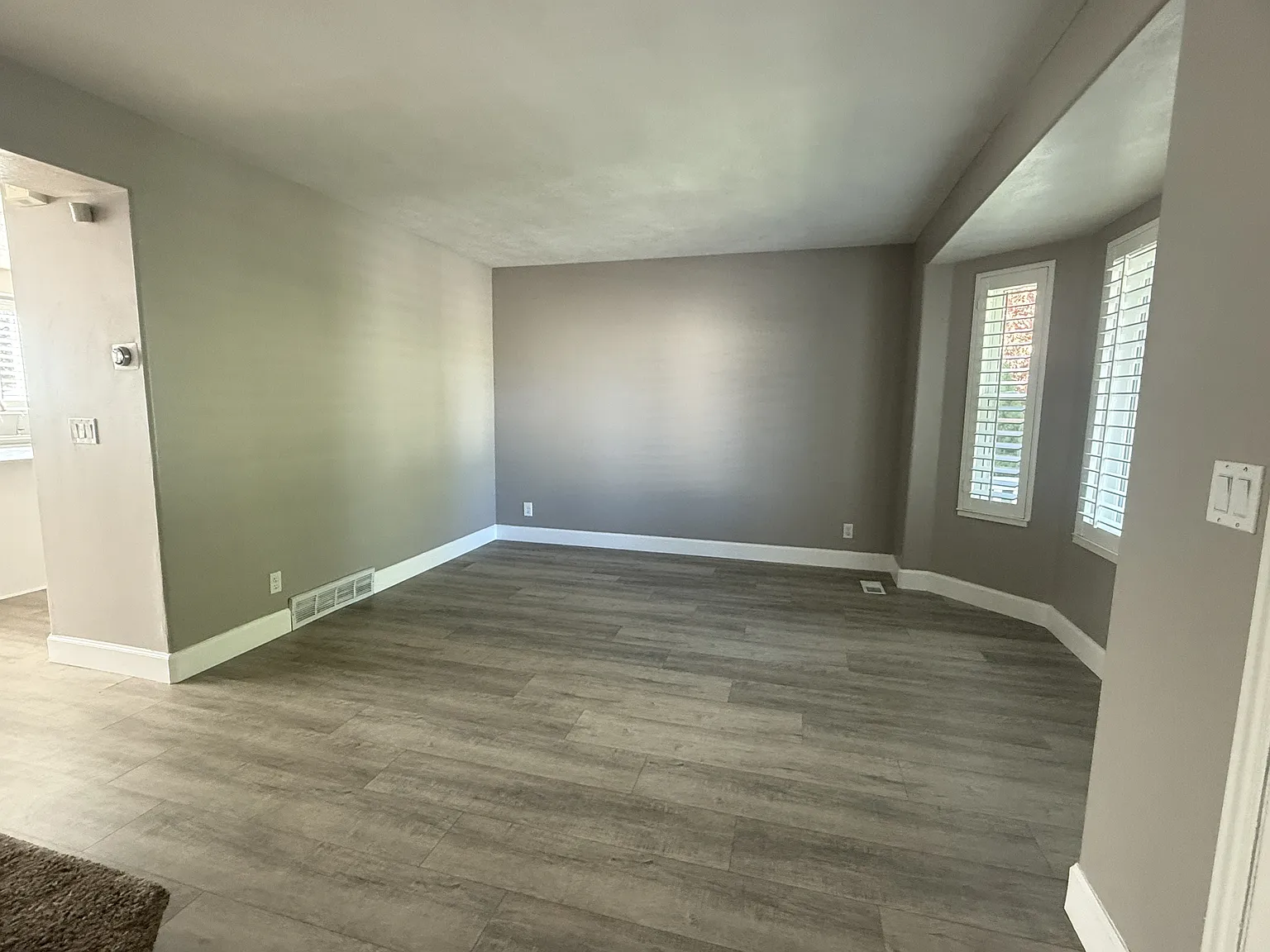 137 Stern Court - 1 — Photo 1