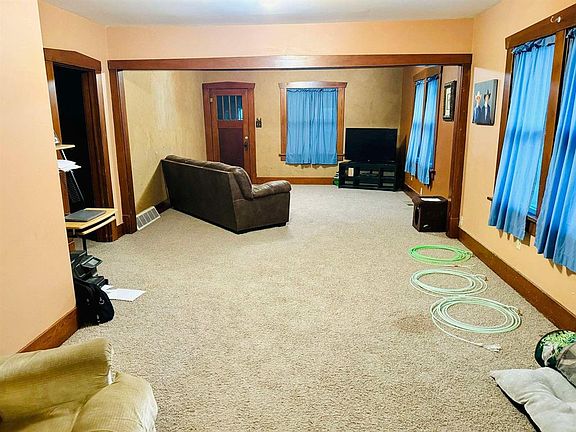 3rd image of 11285 Lariat Way