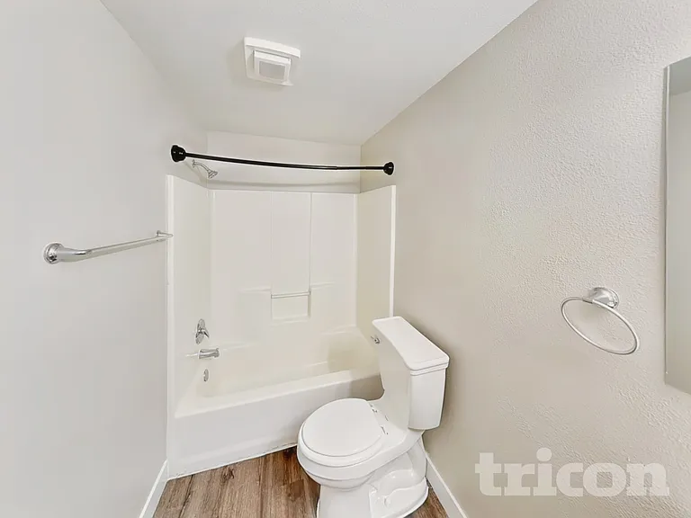3402 NE 165th Ave — Photo 15