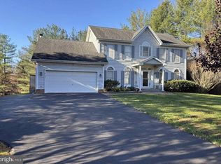 4 Jenner Ct, Owings Mills, MD 21117