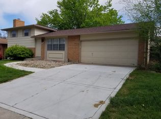 4180 E Peakview Cir, Centennial, CO 80121
