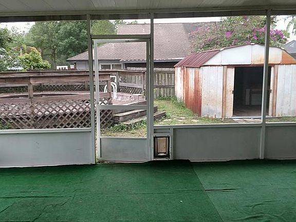 5th image of 3206 Thorn Ct