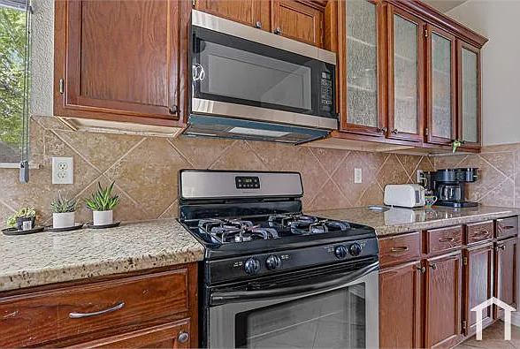 12905 Hidden Grove Dr — Photo 10