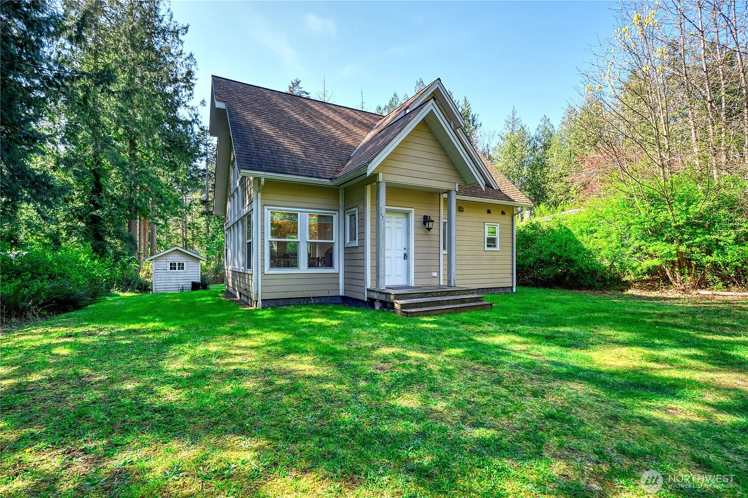 167 Northwood Drive photo 1