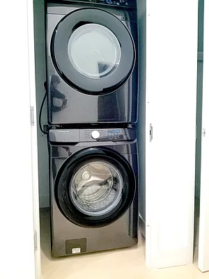 Rented by R New York | media 4