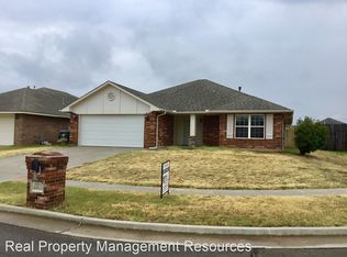 2315 Box Turtle Way, Midwest City, OK 73130