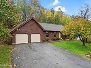 3 Hall Rd, Queensbury, NY 12804