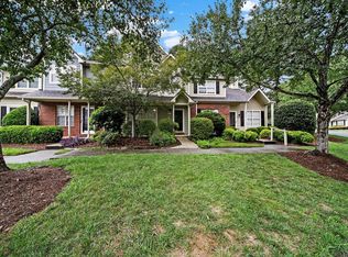 9009 Four Mile Creek Rd, Charlotte, NC 28277