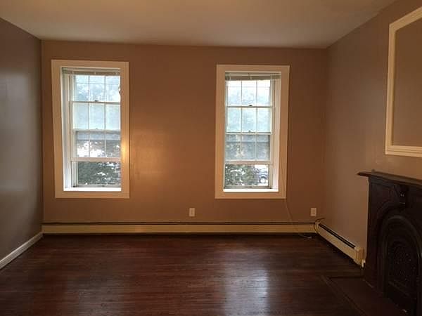 1st image of 72 N Pearl St