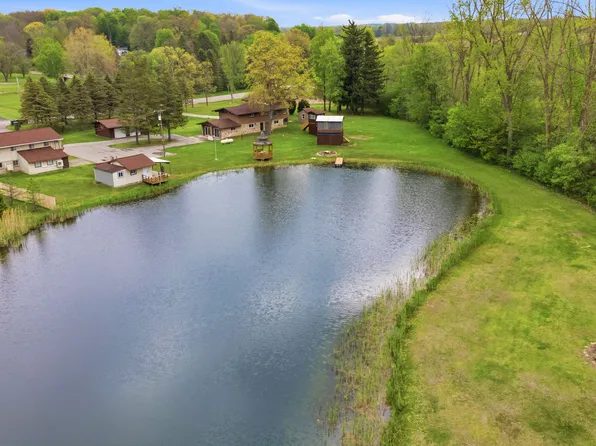 1392 Maple Grove Rd, Lapeer, MI 48446