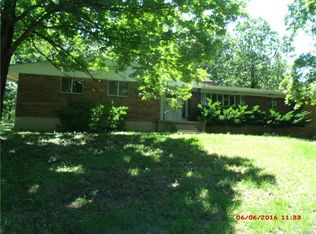 346 Erhardt Rd, Sullivan, MO 63080