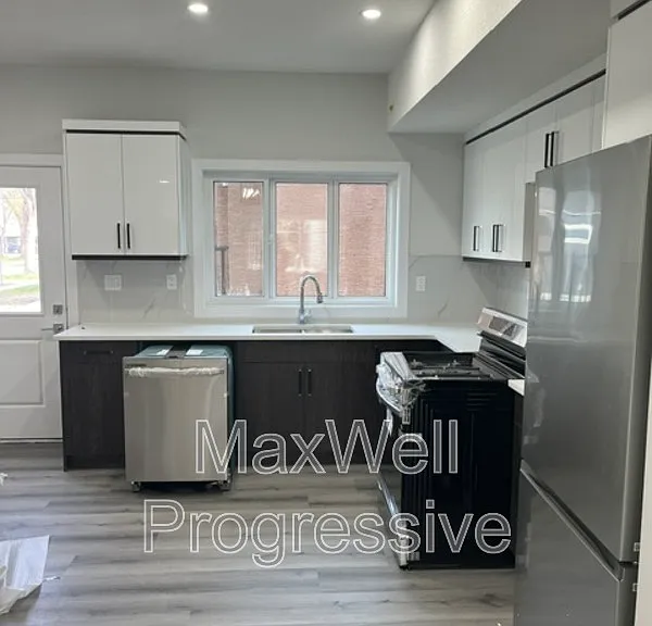 10821 112th St NW #1 — Photo 10
