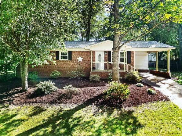 2018 Osborne Rd, Kannapolis, NC 28083