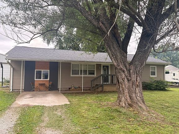 3rd image of 18939 S 1497th Rd