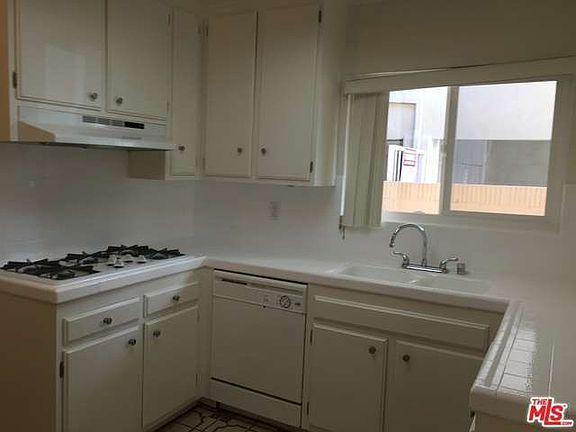 5th image of 11859 Mayfield Ave