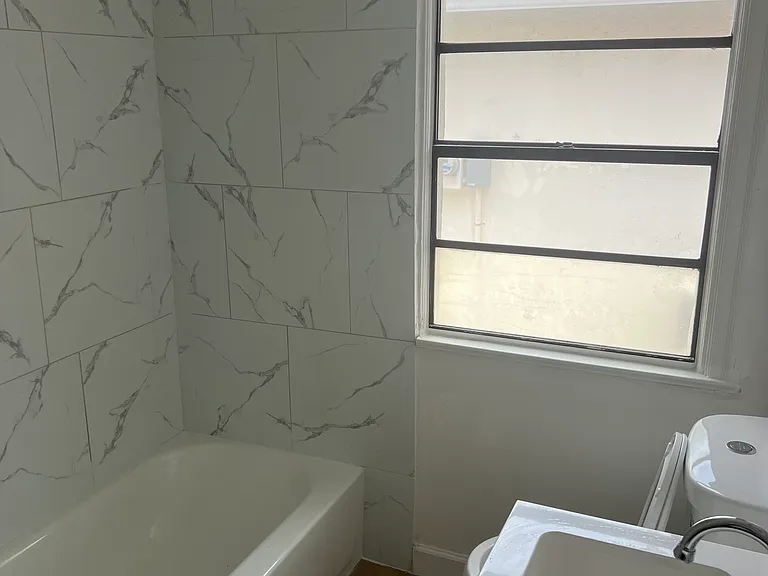 443 Wilder St #443 — Photo 8