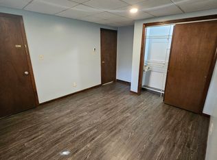 15 Old County Rd APT A, Holland, MA 01521