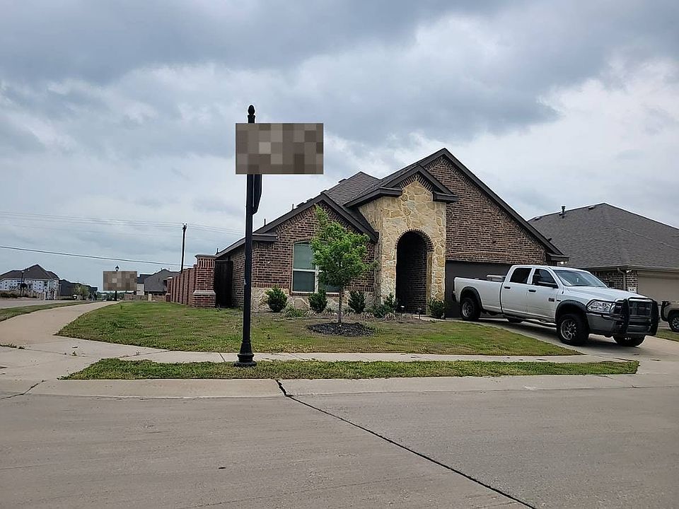 2nd image of 820 Fredericktown Dr