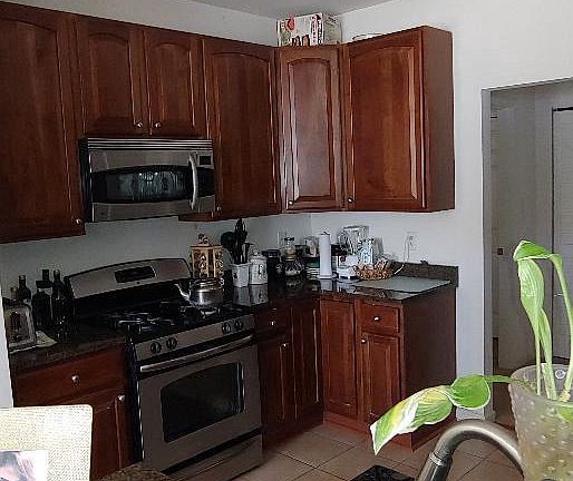 4th image of 1014 Samantha Ln APT 101