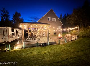 15711 Stanwood Cir, Anchorage, AK 99516