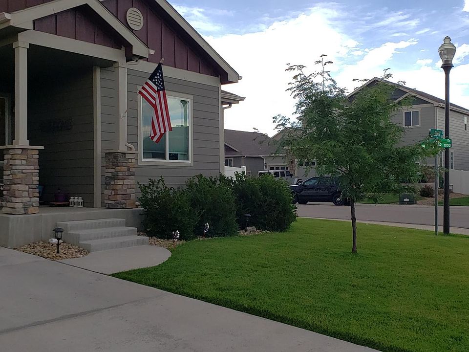 Corner house