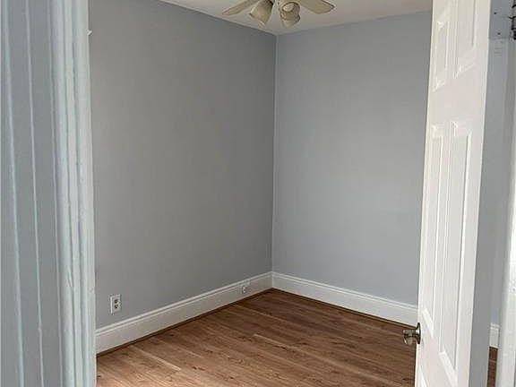 3rd image of 84 W Cherry St