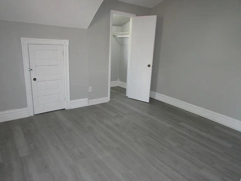 1769 Broadway — Photo 24