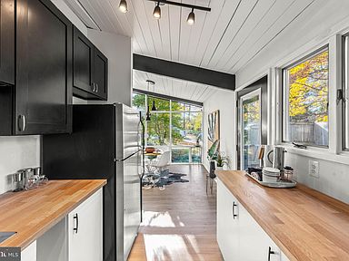 11813 Ivanhoe St, Silver Spring, MD 20902 | MLS #MDMC2023472 | Zillow