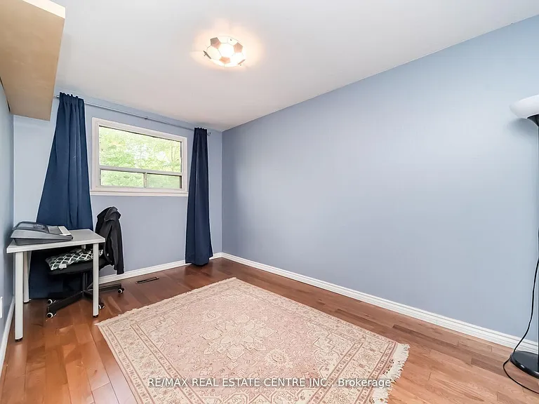 126 Culham St — Photo 14