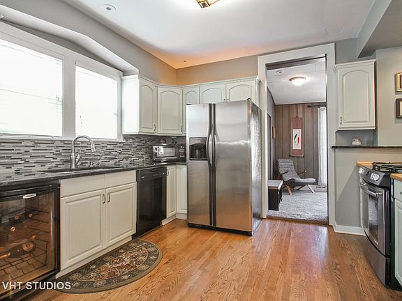 5th image of 6356 N Merrimac Ave