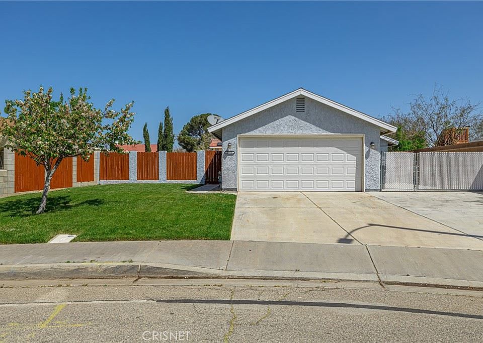 1st image of 1561 E Avenue J3
