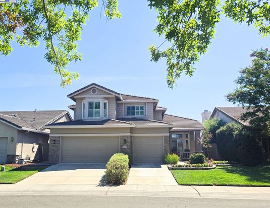 1469 Mayfield St, Sacramento, CA 95835