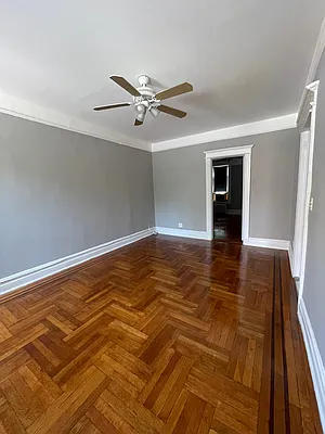 Rented by Giaps Realty Group LLC | media 2