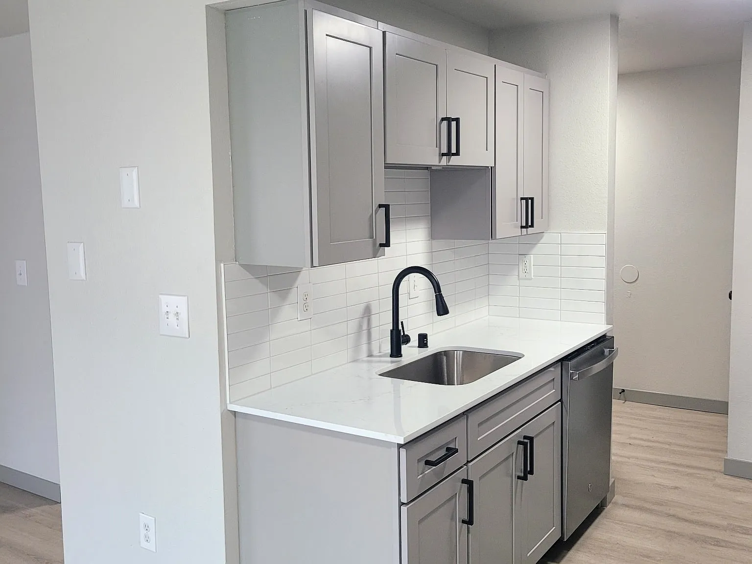 3714 D St SE — Photo 3