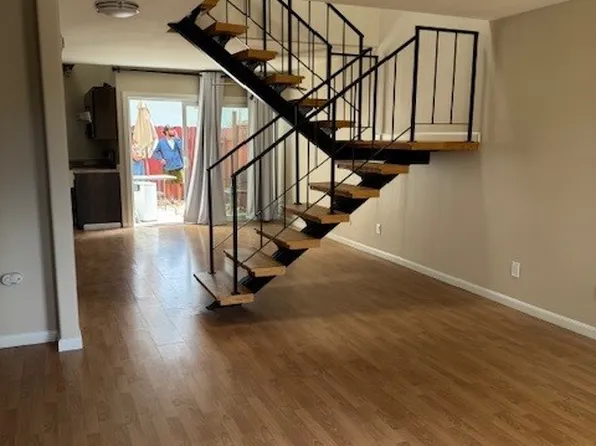 1527 Royal Way, San Luis Obispo, CA 93405