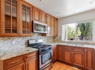 909 E Garfield Ave APT 3, Glendale, CA 91205