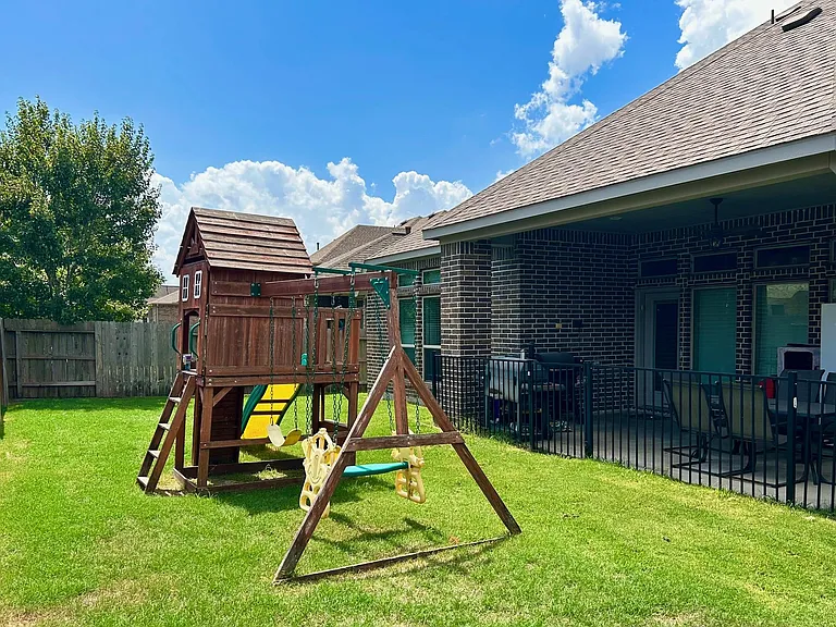 16854 Bark Cabin Dr — Photo 12