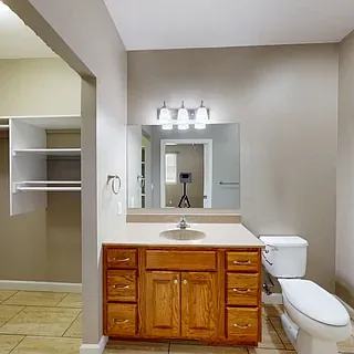 Master Bathroom with Walk in Closet