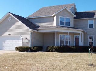 240 Potomac Ln, Winthrop Harbor, IL