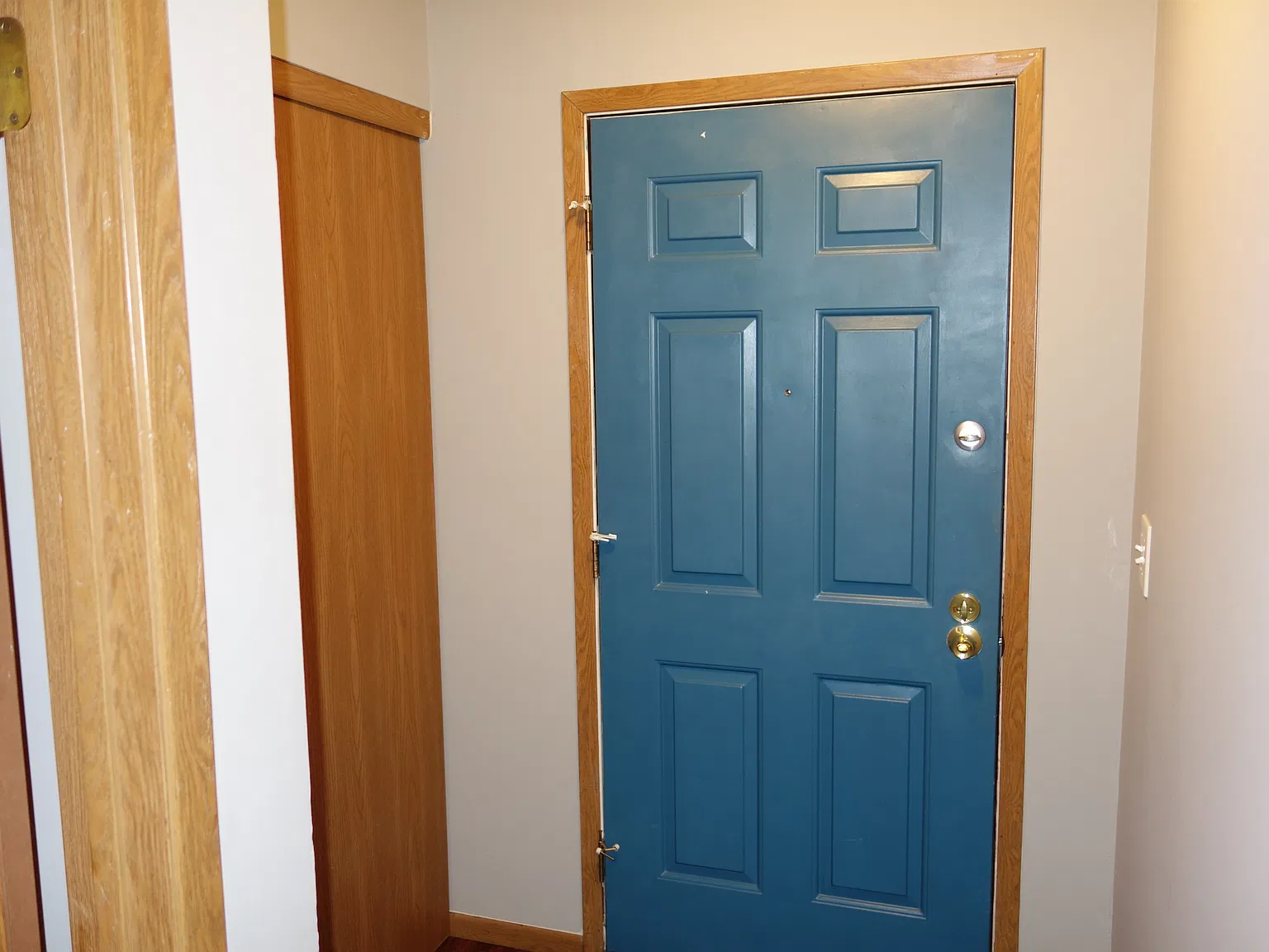 3 bed, 2.5 bath, 1200 sqft, $1,900 — Photo 3