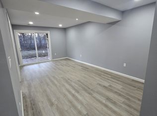 1057 Nicklaus Ct #2, Herndon, VA 20170
