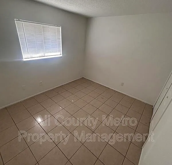 2539 Ridgewood Ave — Photo 11